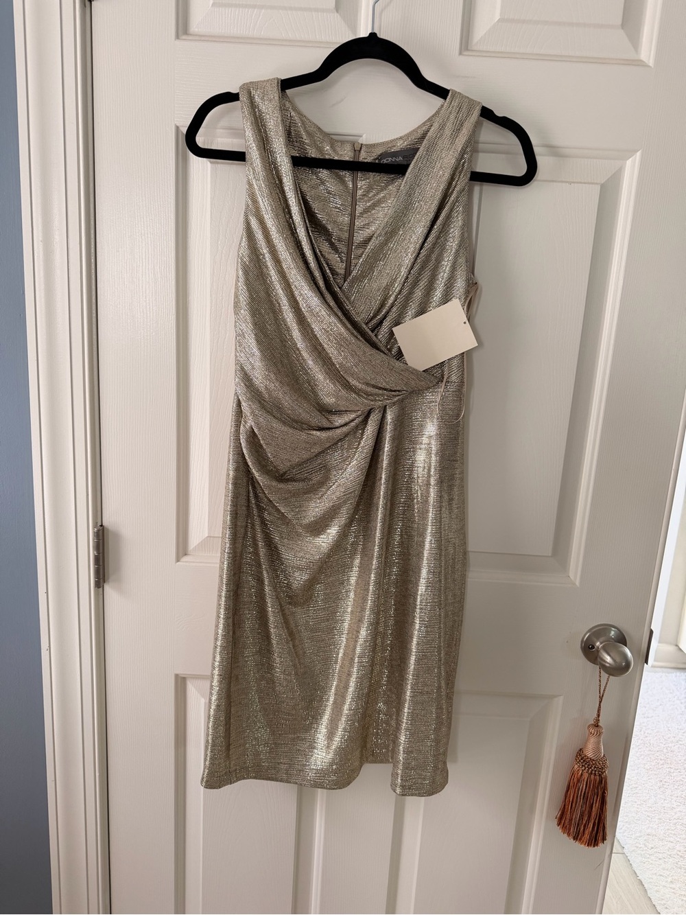 Brand New Donna Ricco Metallic Silver Draped V-Neck Midi Dress